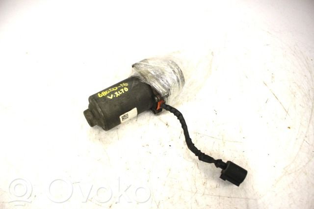 Volvo XC70 Motor reductor spate 