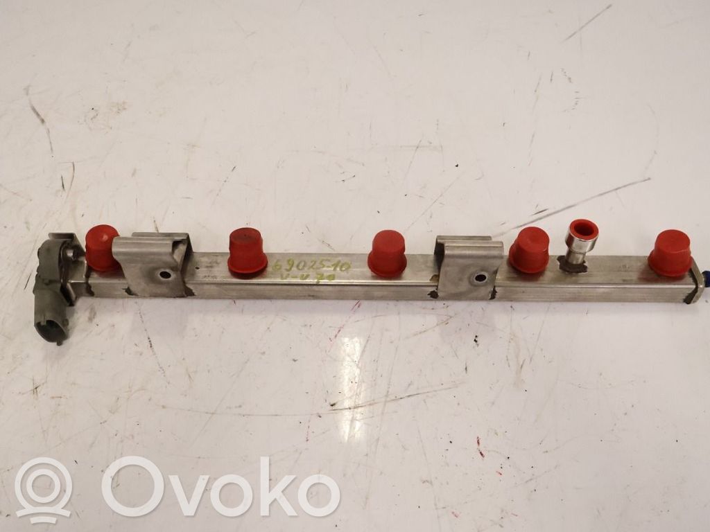 Volvo V70 Rampă alimentare injectoare 
