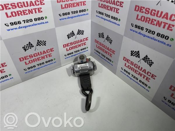 Cinturón delantero   Q5305342