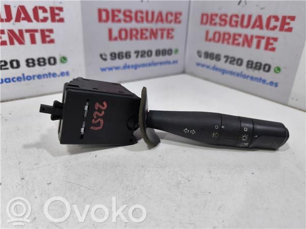 Ford Fiesta Interruptor de luz 
