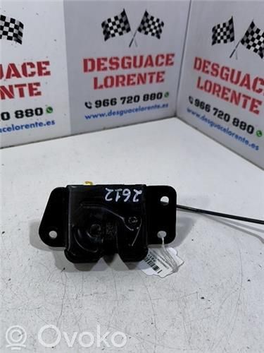 Tailgate lock latch