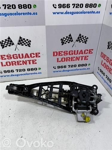 Manecilla externa puerta trasera   24463749,24463749