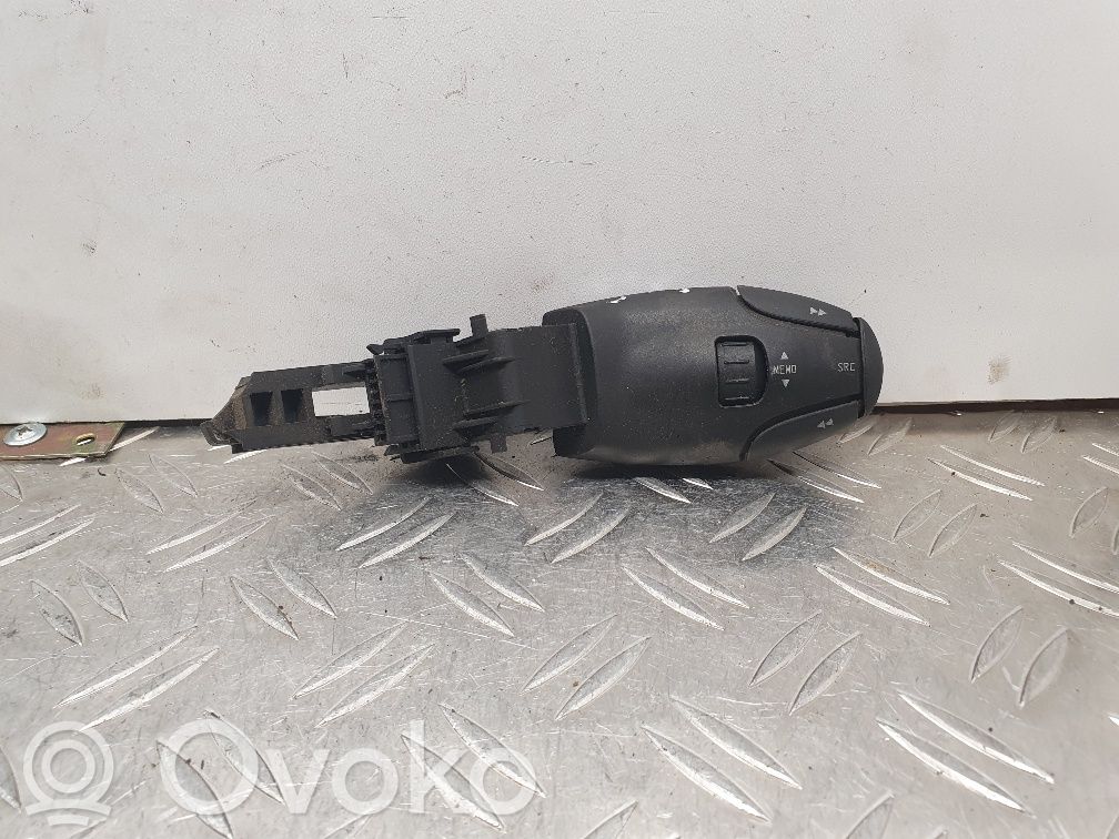 Peugeot 307 Multifunctional control switch/knob 