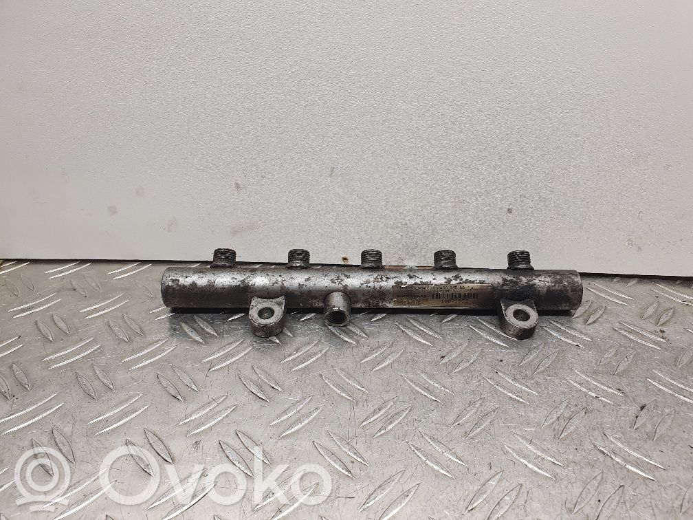 Volvo S40 Polttoainepääputki 
