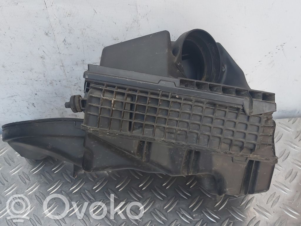 Renault Laguna III Air filter box 