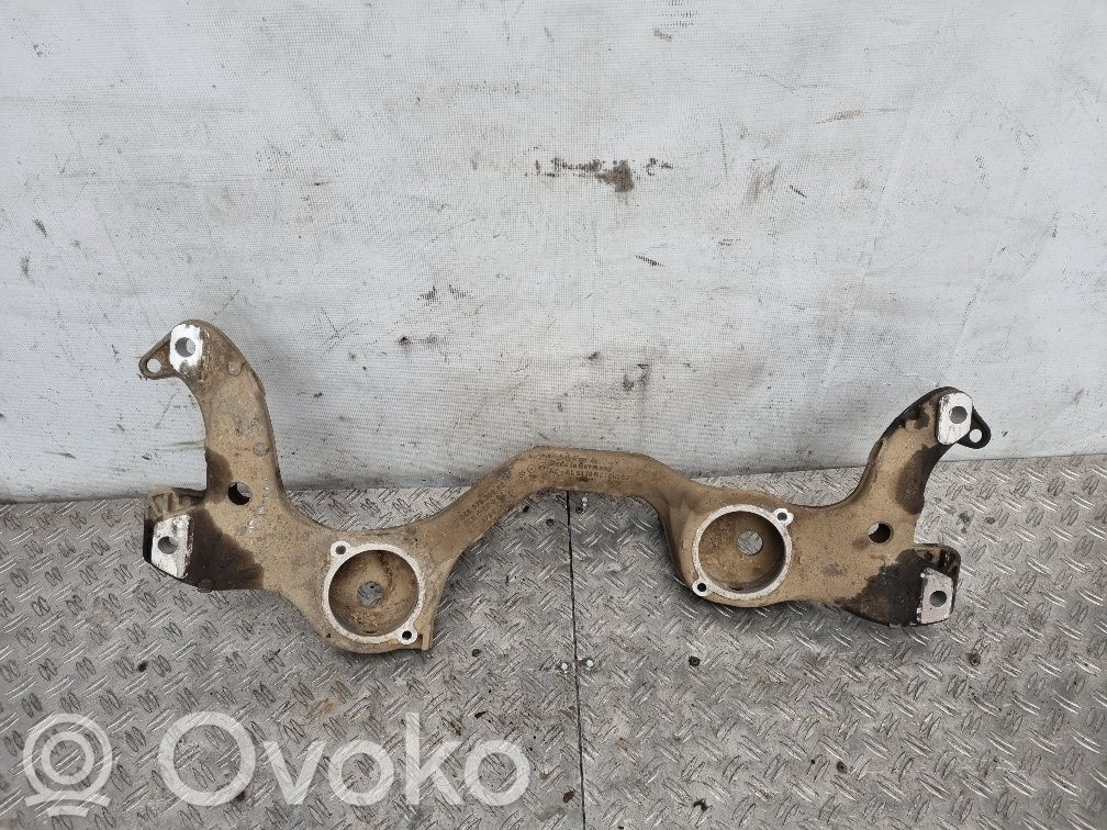 Porsche Cayenne (9PA) Etuapurunko 