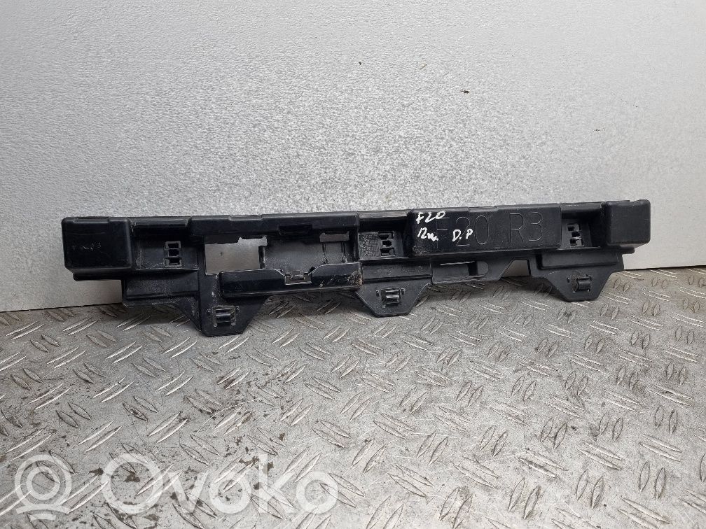 BMW 1 F20 F21 Slenksčio dalis 