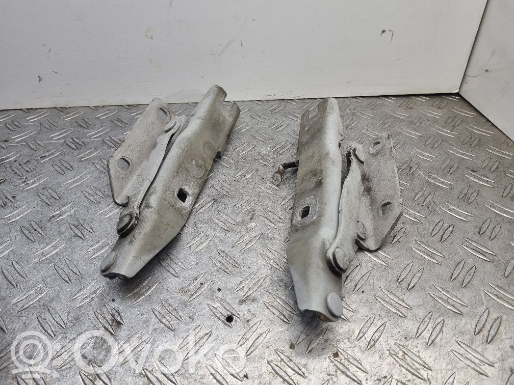 BMW 5 E60 E61 Engine bonnet/hood hinges 