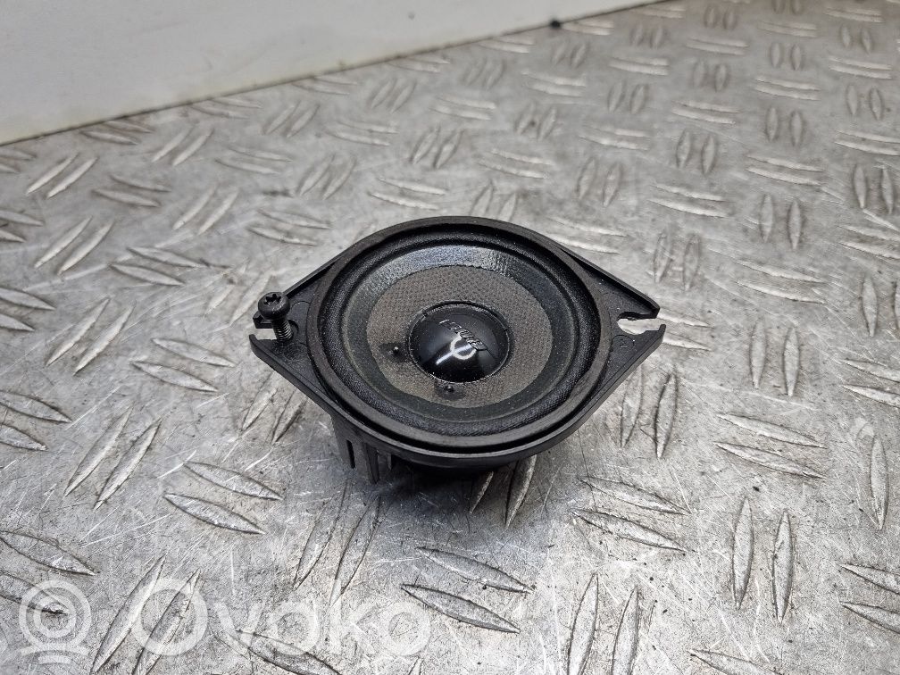 Audi A8 S8 D3 4E Panel speaker 