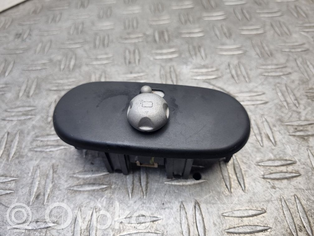 Mini One - Cooper Cabrio R52 Wing mirror switch 