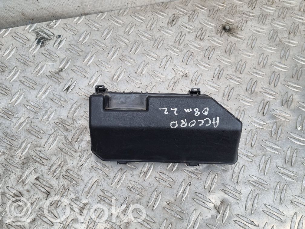 Honda Accord Fuse box cover 