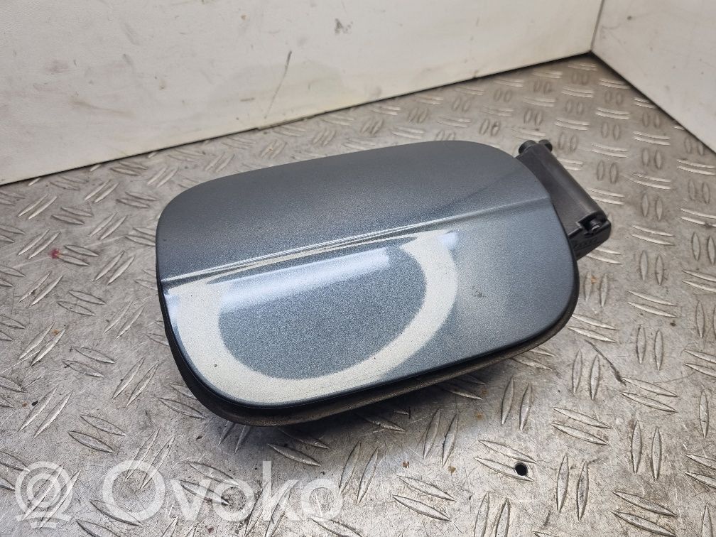 Audi A6 S6 C6 4F Polttoainesäiliön korkki 