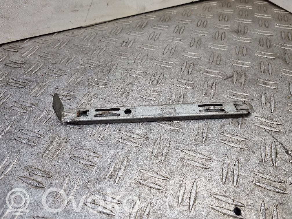 Volvo XC90 Halterung Scheinwerfer 
