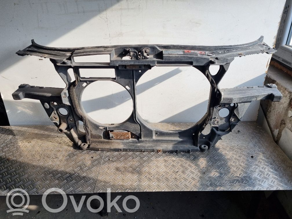 Audi A6 S6 C5 4B Radiatoru panelis 