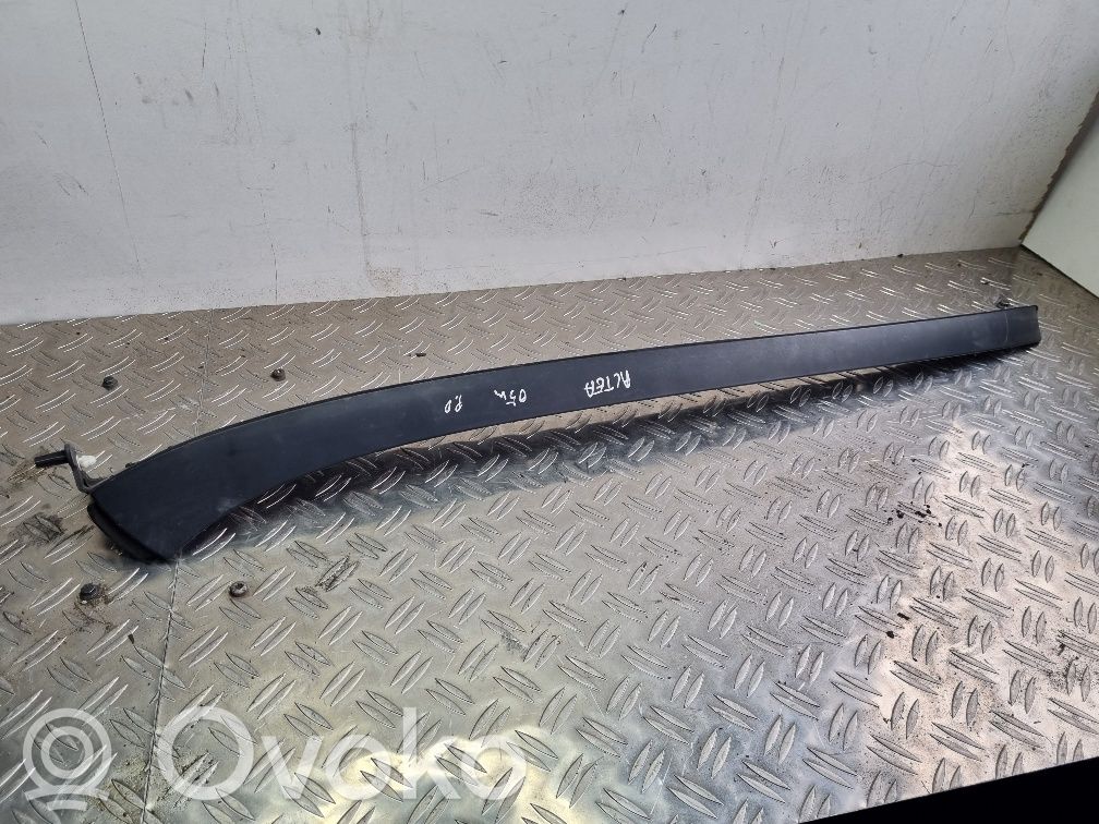 Seat Toledo III (5P) Windshield trim 