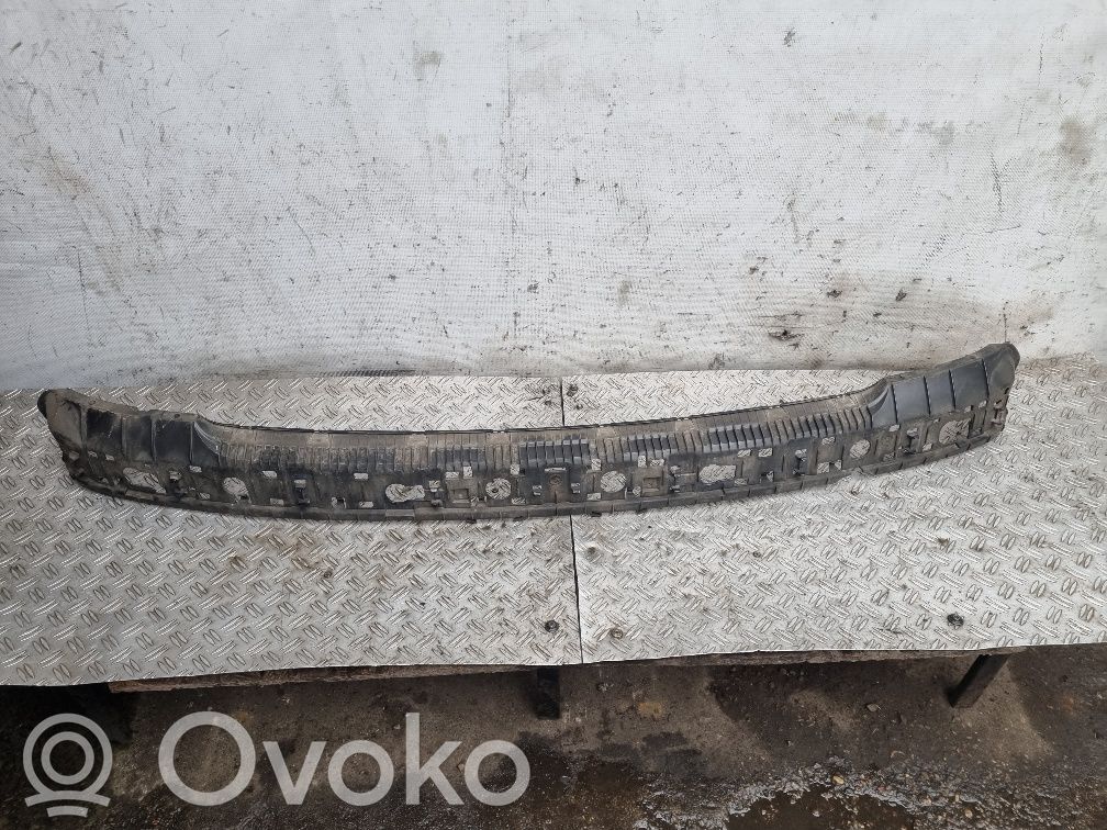 BMW 7 E65 E66 Takapuskurin tukipalkki 