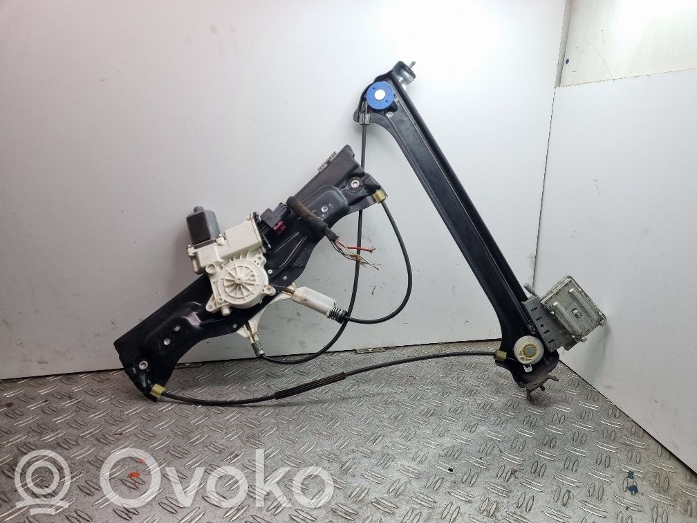 Opel Astra H Elektryczny podnośnik szyby drzwi 