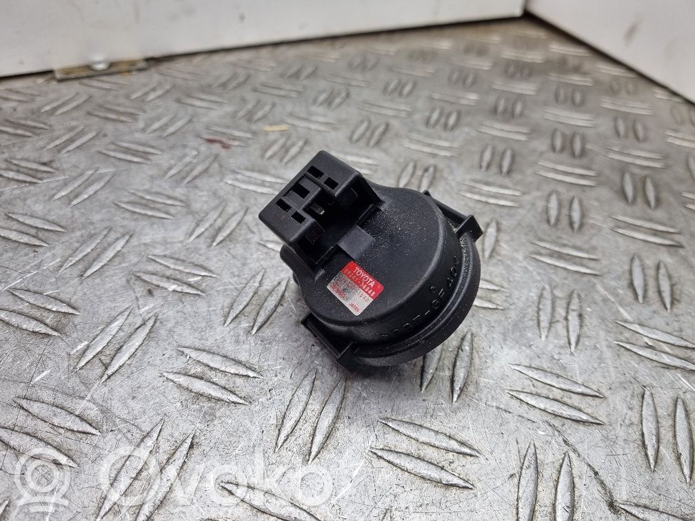 Lexus GS 300 350 430 450H Rear air suspension level height sensor 