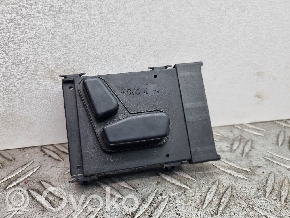 Jeep Grand Cherokee (WK) Seat control switch 