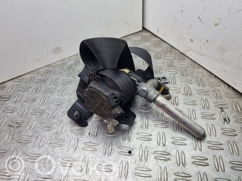 Volvo S60 Cinturón trasero 