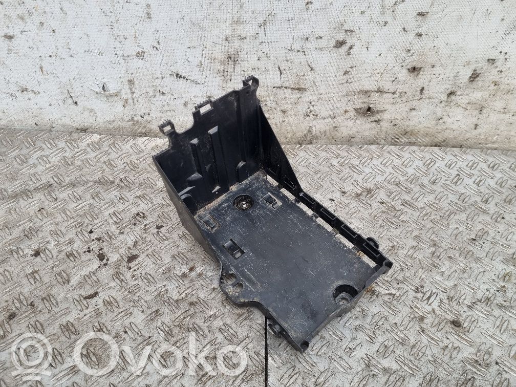Peugeot 3008 I Akumuliatoriaus tvirtinimo padas 