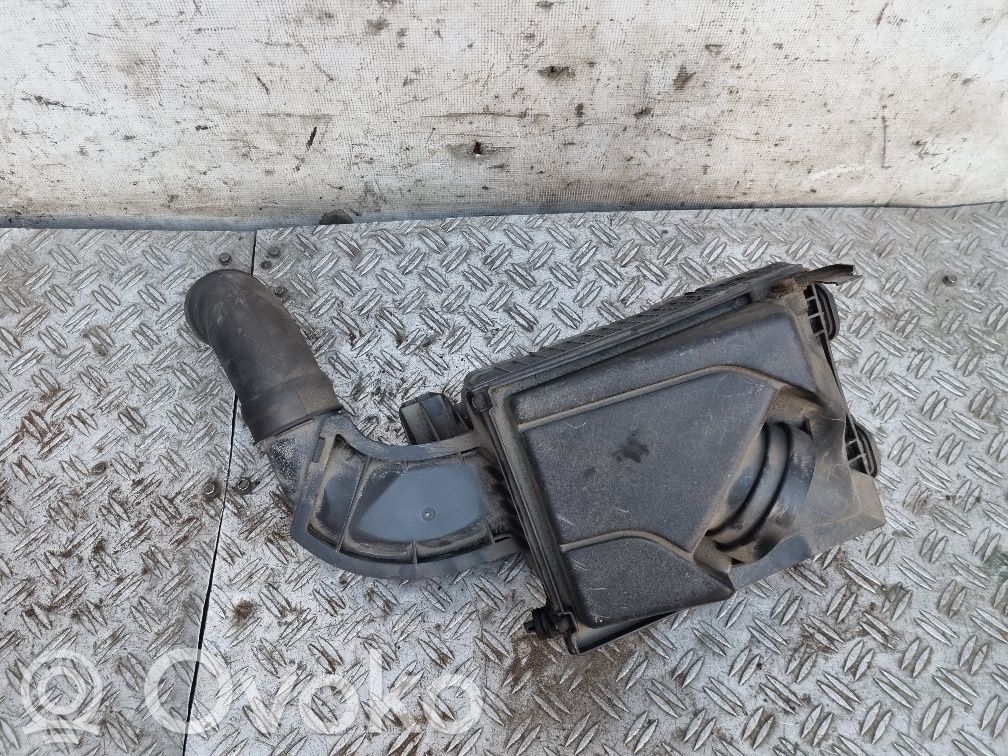 Renault Laguna III Air filter box 