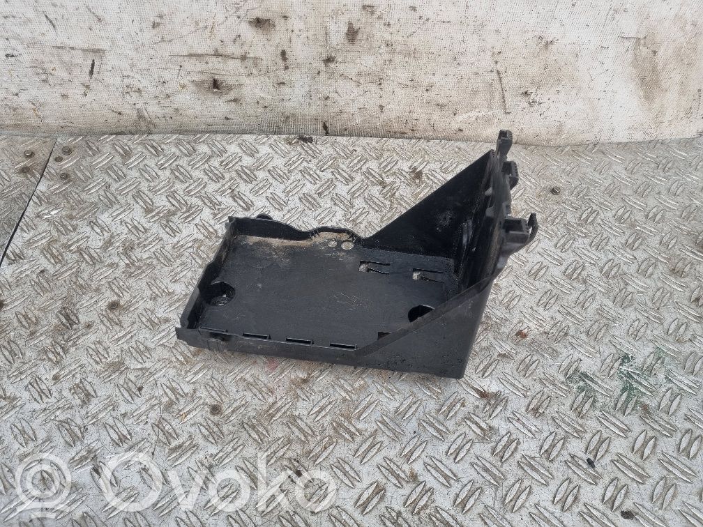 Peugeot 3008 I Akumuliatoriaus tvirtinimo padas 