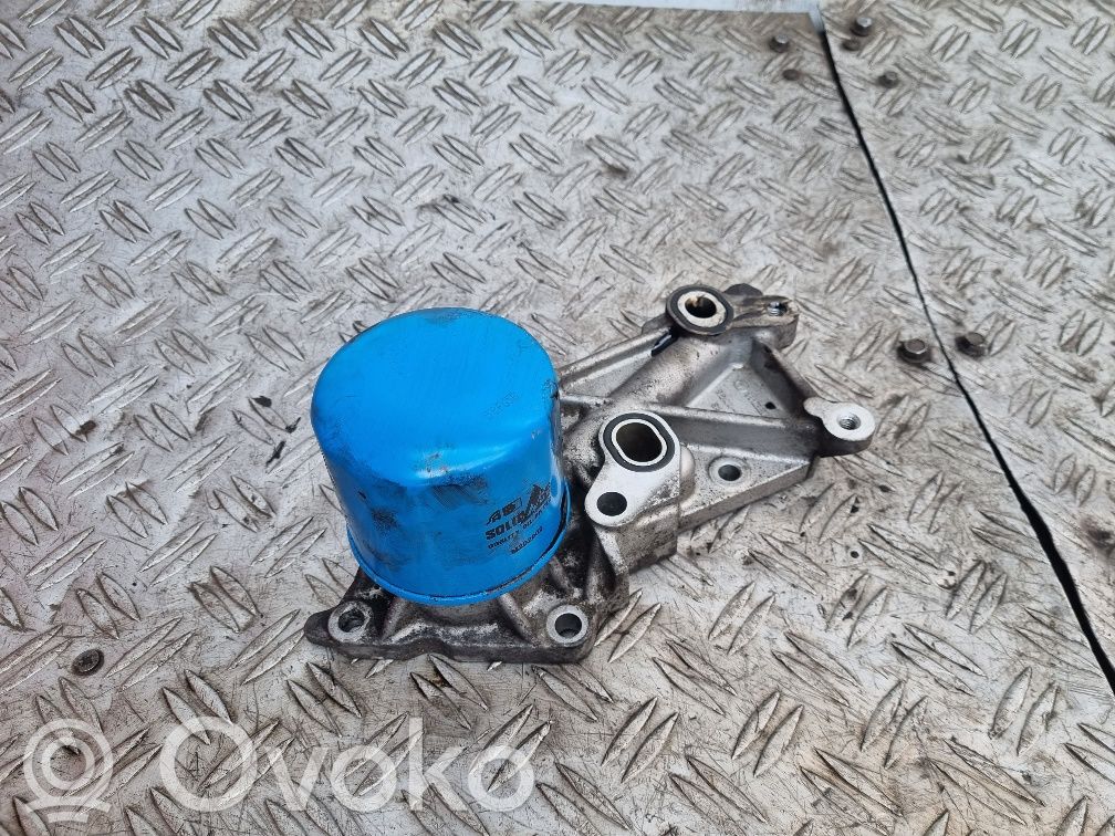 Mazda 6 Oil filter mounting bracket 