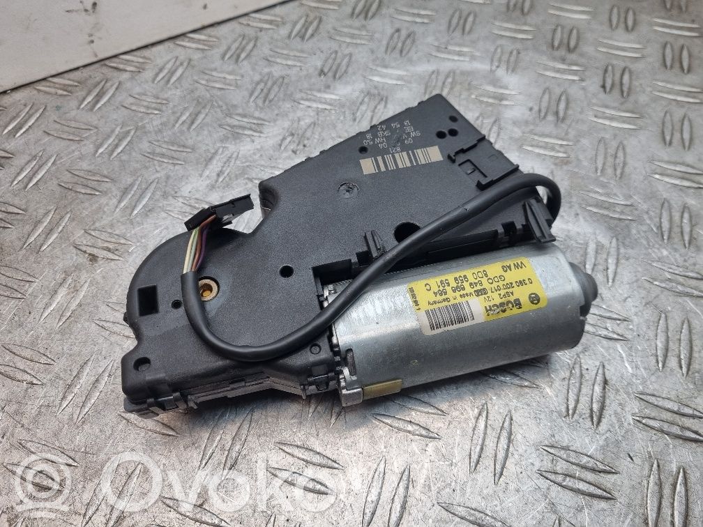 Volkswagen Touareg I Motor / Aktuator 