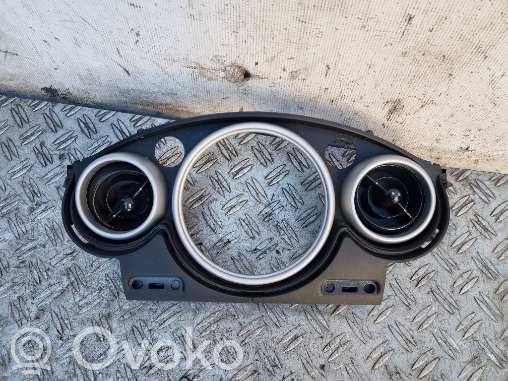 Mini One - Cooper Cabrio R52 Dashboard trim 