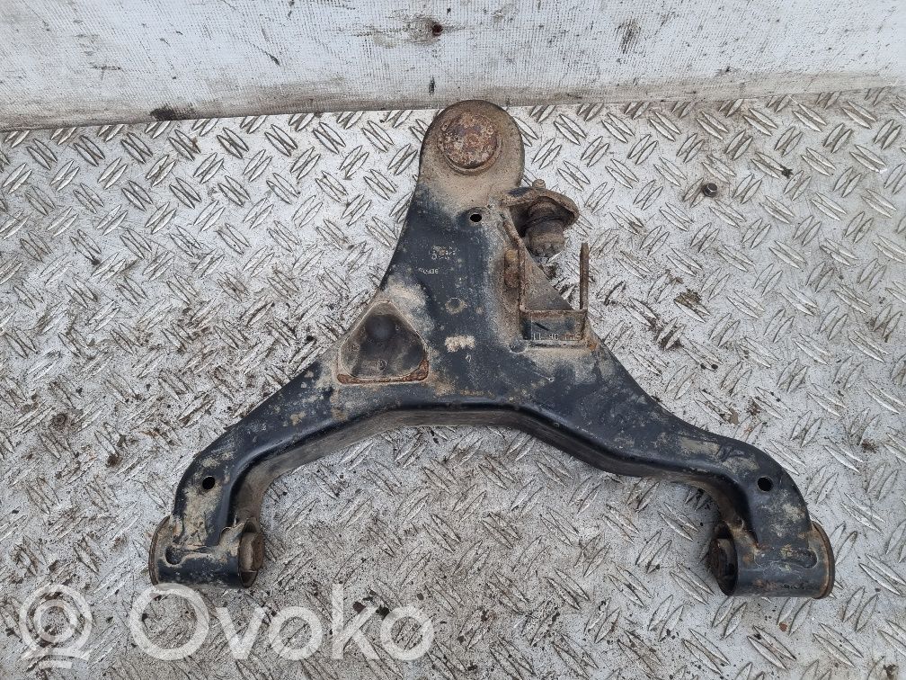 Nissan Pathfinder R51 Front lower control arm/wishbone 