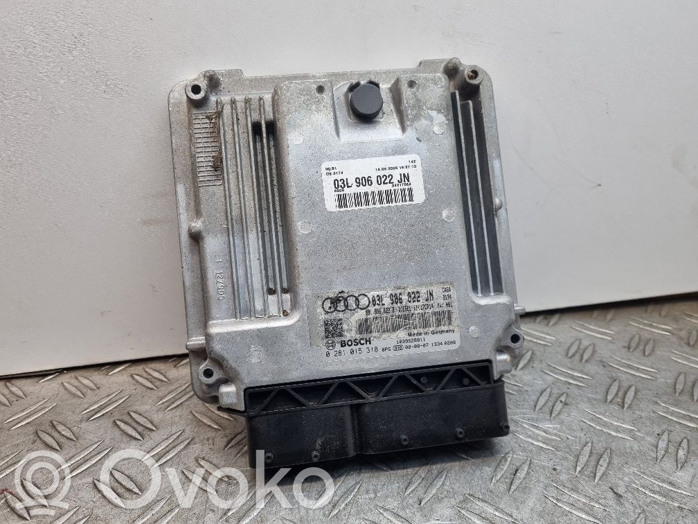 Audi A4 S4 B8 8K Engine control unit/module 