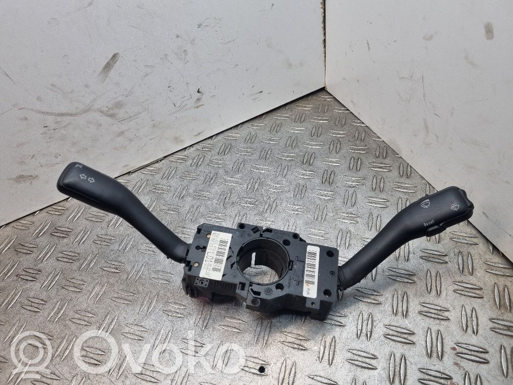 Audi TT Mk1 Wiper turn signal indicator stalk/switch 