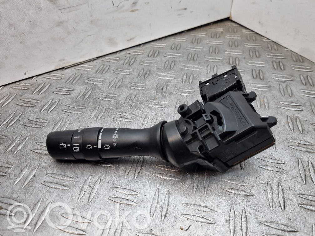 Toyota Avensis T270 Wiper control stalk 