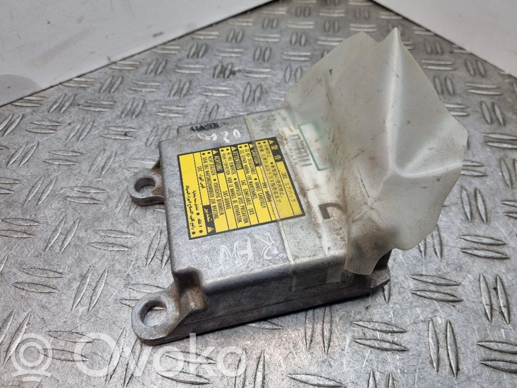 Toyota RAV 4 (XA20) Airbag control unit/module 