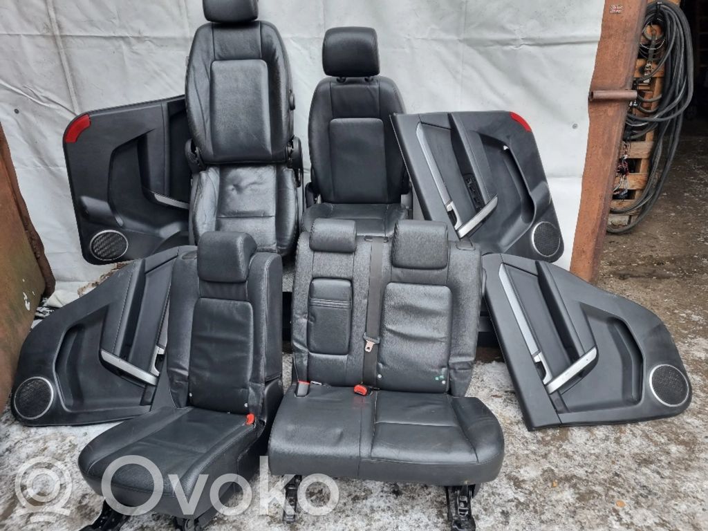 Seat set