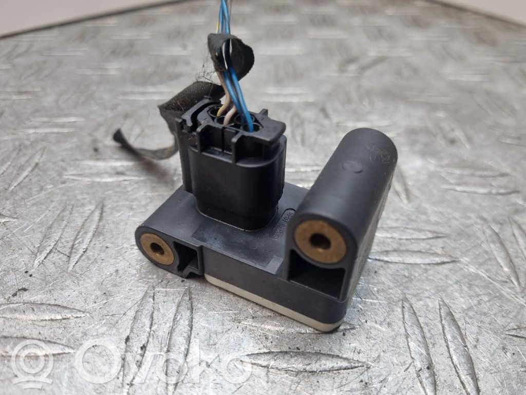 BMW 1 E82 E88 Airbag deployment crash/impact sensor 