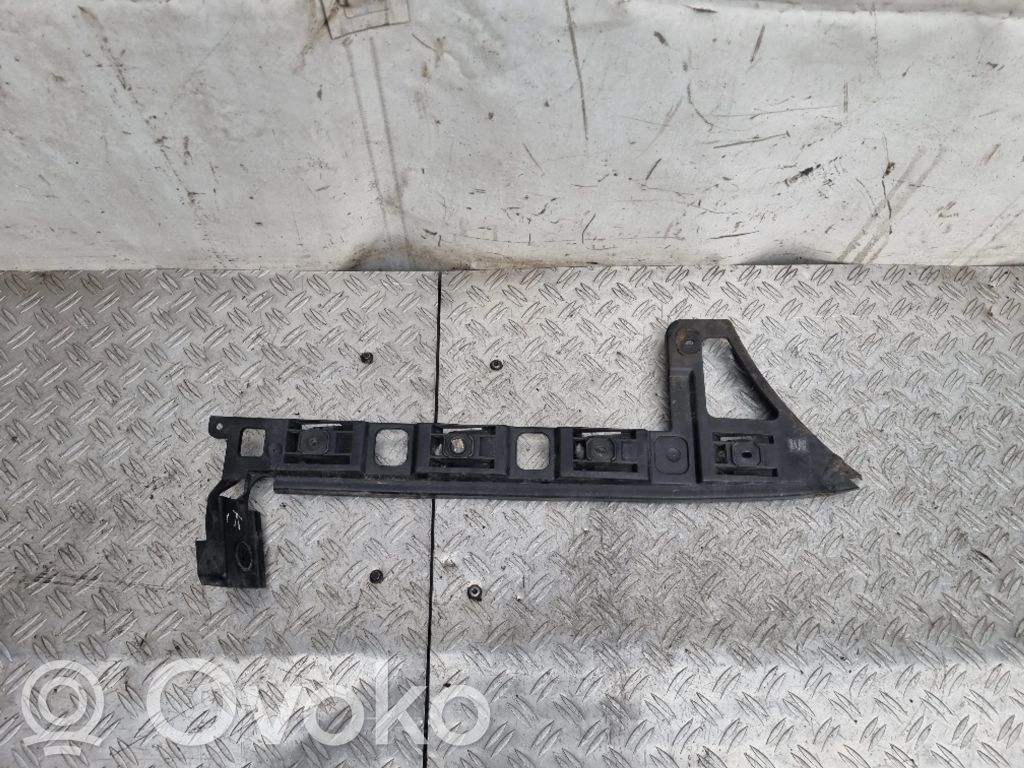 Volkswagen PASSAT B6 Rear bumper mounting bracket 