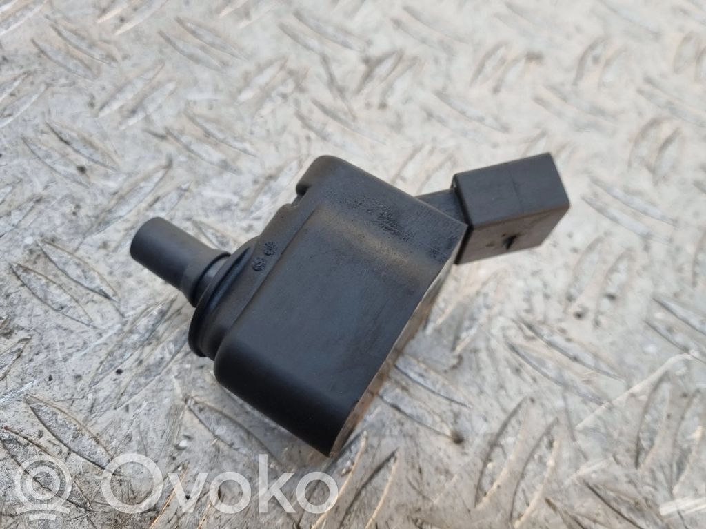 Volkswagen Golf VII Cewka zapłonowa wysokiego napięcia 