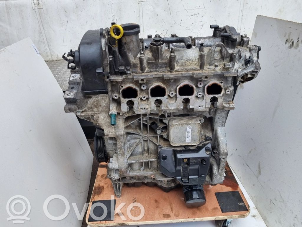 Variklis   CHP,04E103479,04E103475N,04E103011AL,04E103023AK