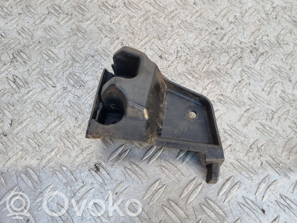 BMW X3 E83 Galinis laikiklis bamperio 