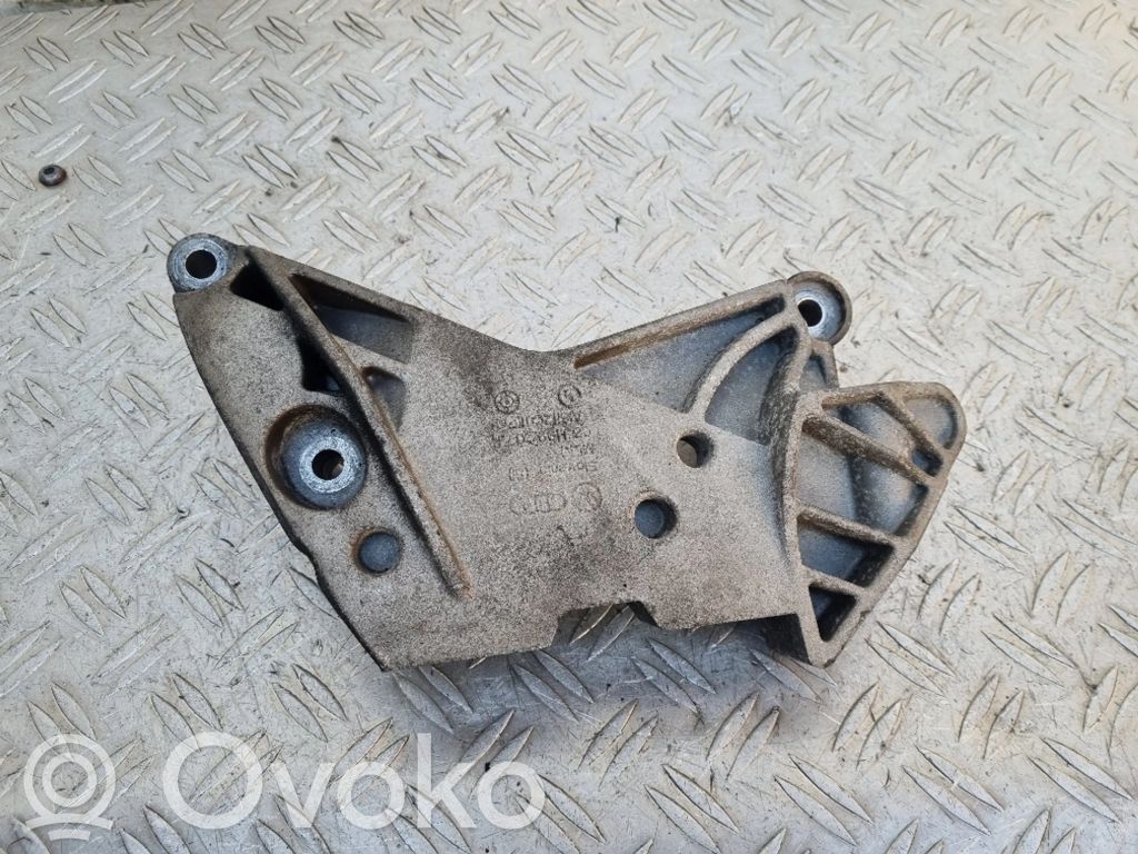 Volkswagen PASSAT CC Engine mounting bracket 