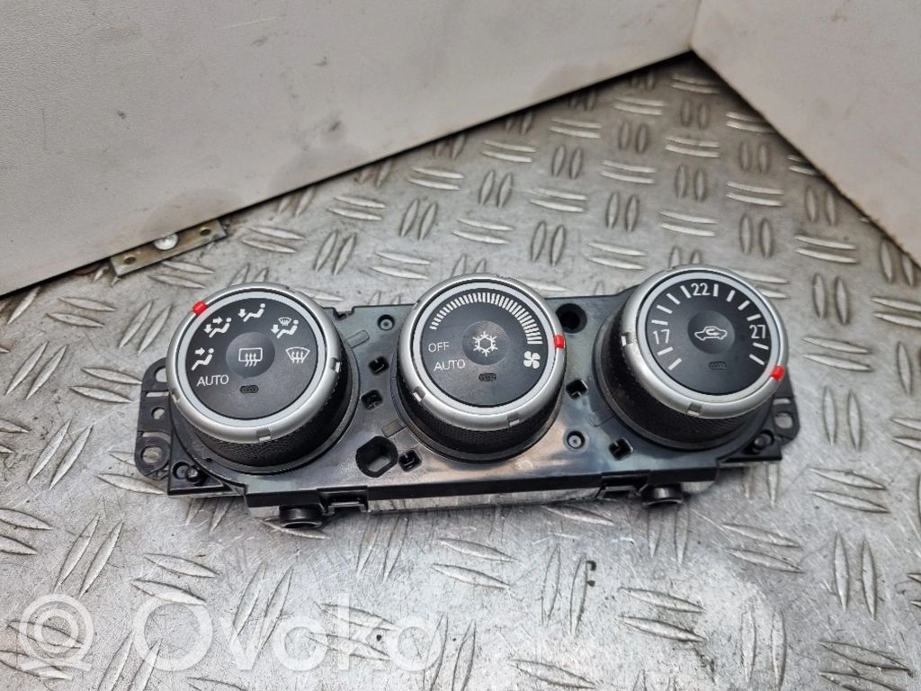 Mitsubishi Outlander Climate control unit 