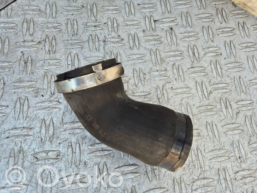 Skoda Octavia Mk2 (1Z) Intercooler hose/pipe 