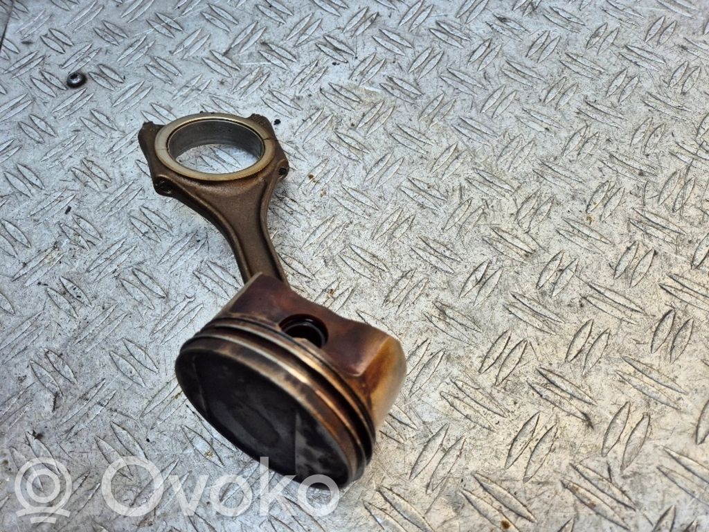 Audi A4 S4 B6 8E 8H Pistón con biela 