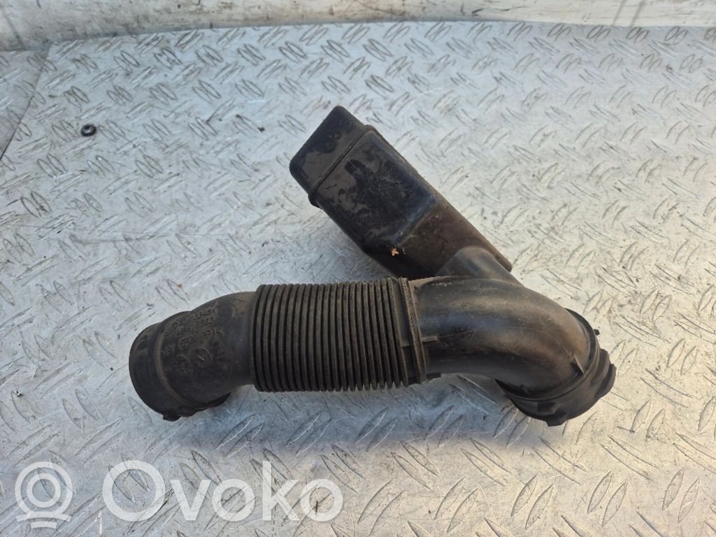 Opel Corsa E Air intake duct part 
