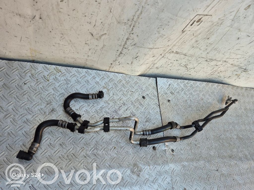 BMW 7 F01 F02 F03 F04 Gearbox oil cooler pipe/hose 