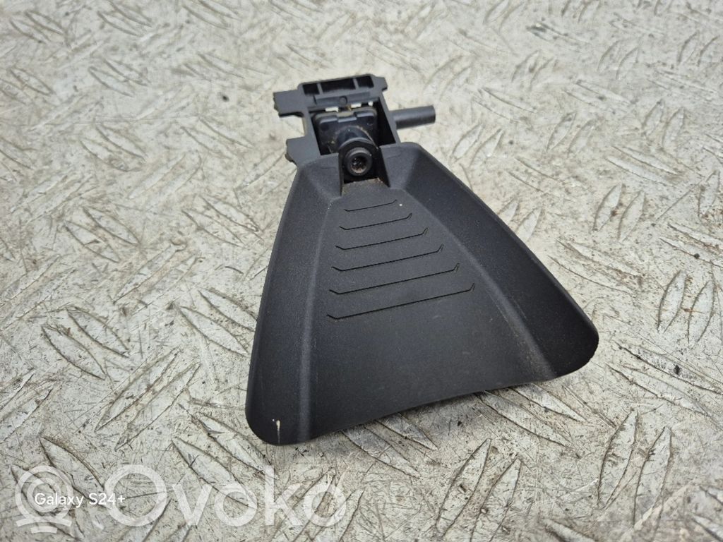 Windshield/windscreen camera   9352705