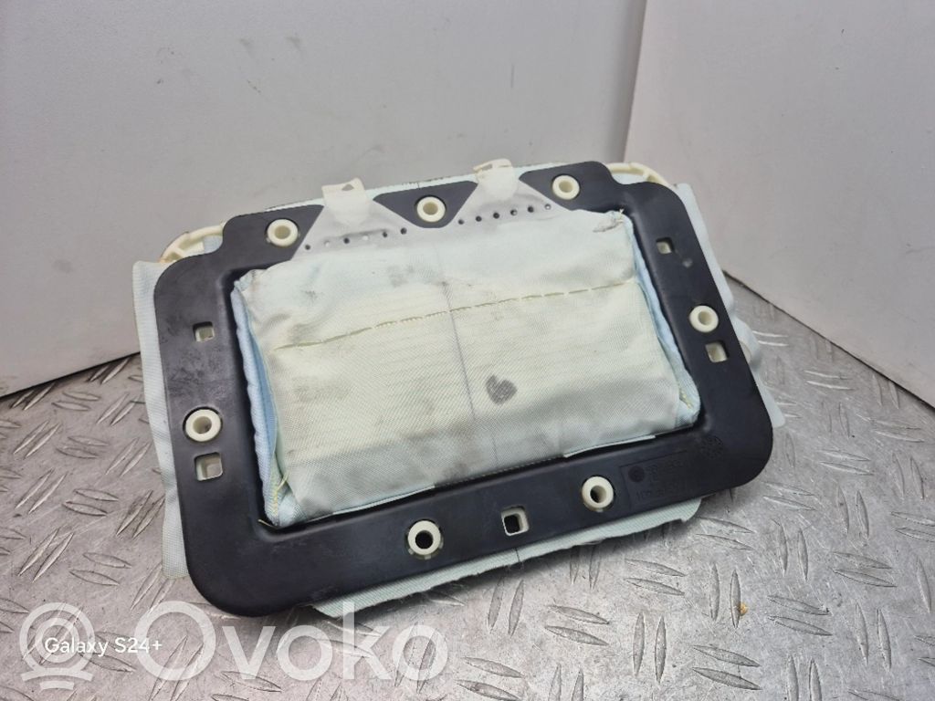 Renault Megane III Keleivio oro pagalvė 
