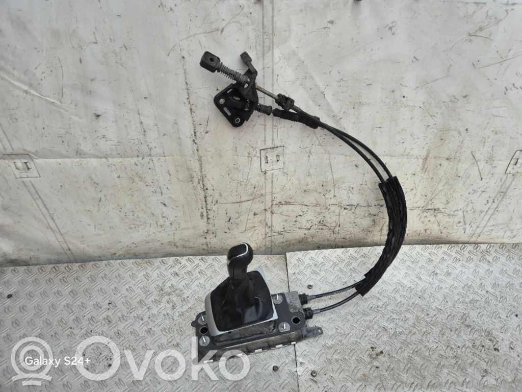 Skoda Octavia Mk2 (1Z) Gear shifter/selector 